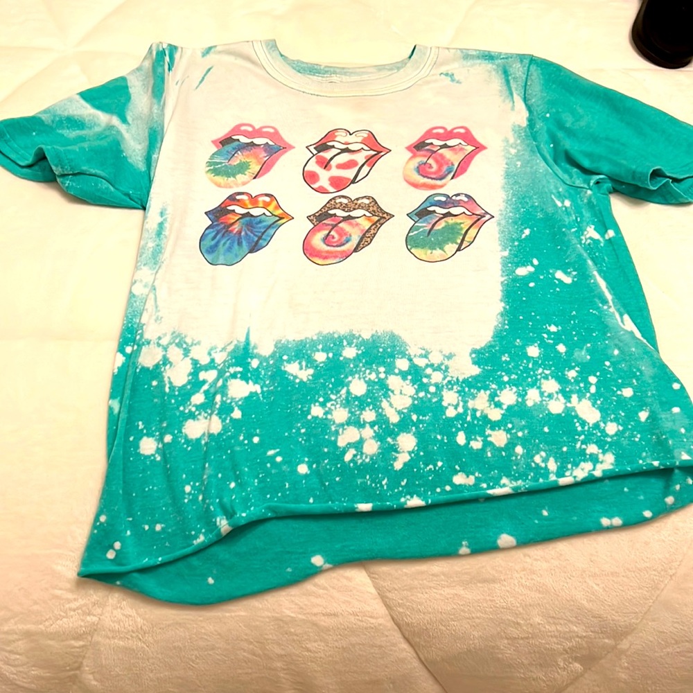 Boutique tee! Size small!